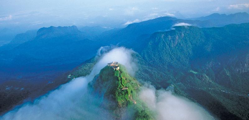 Siripa's blessing with the Vesak Poya