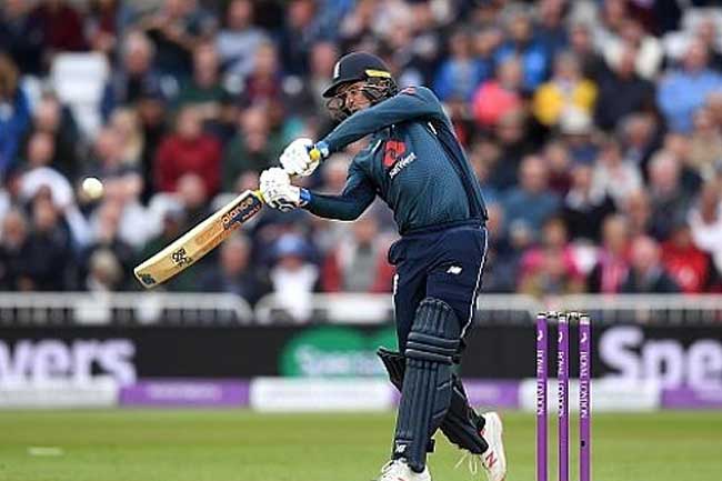 England beat Pakistan in the one-day match